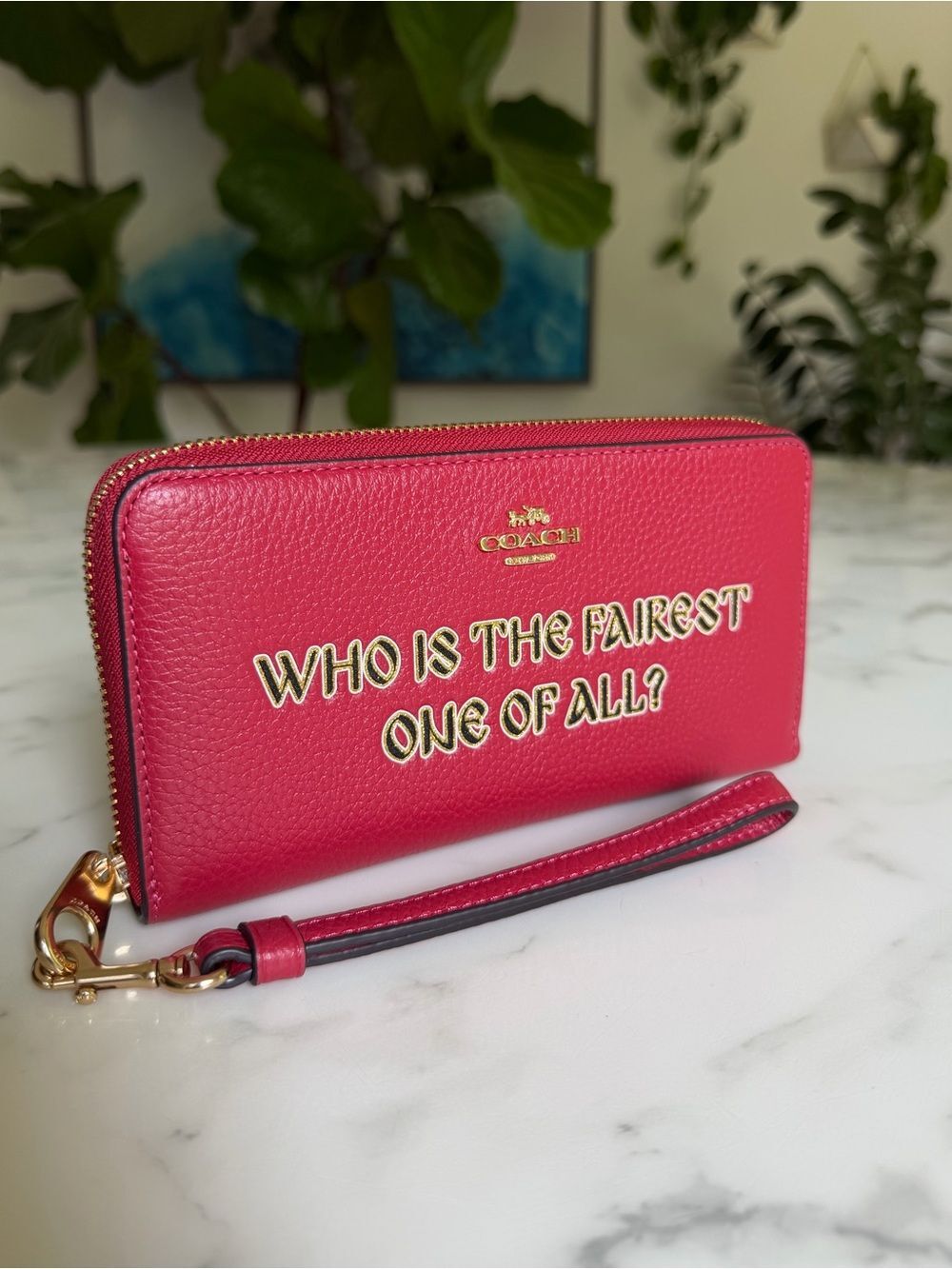 NWT Disney X Coach Long Zip Around Wallet w/Who Is The Fairest One Of All Motif - Picture 11 of 14